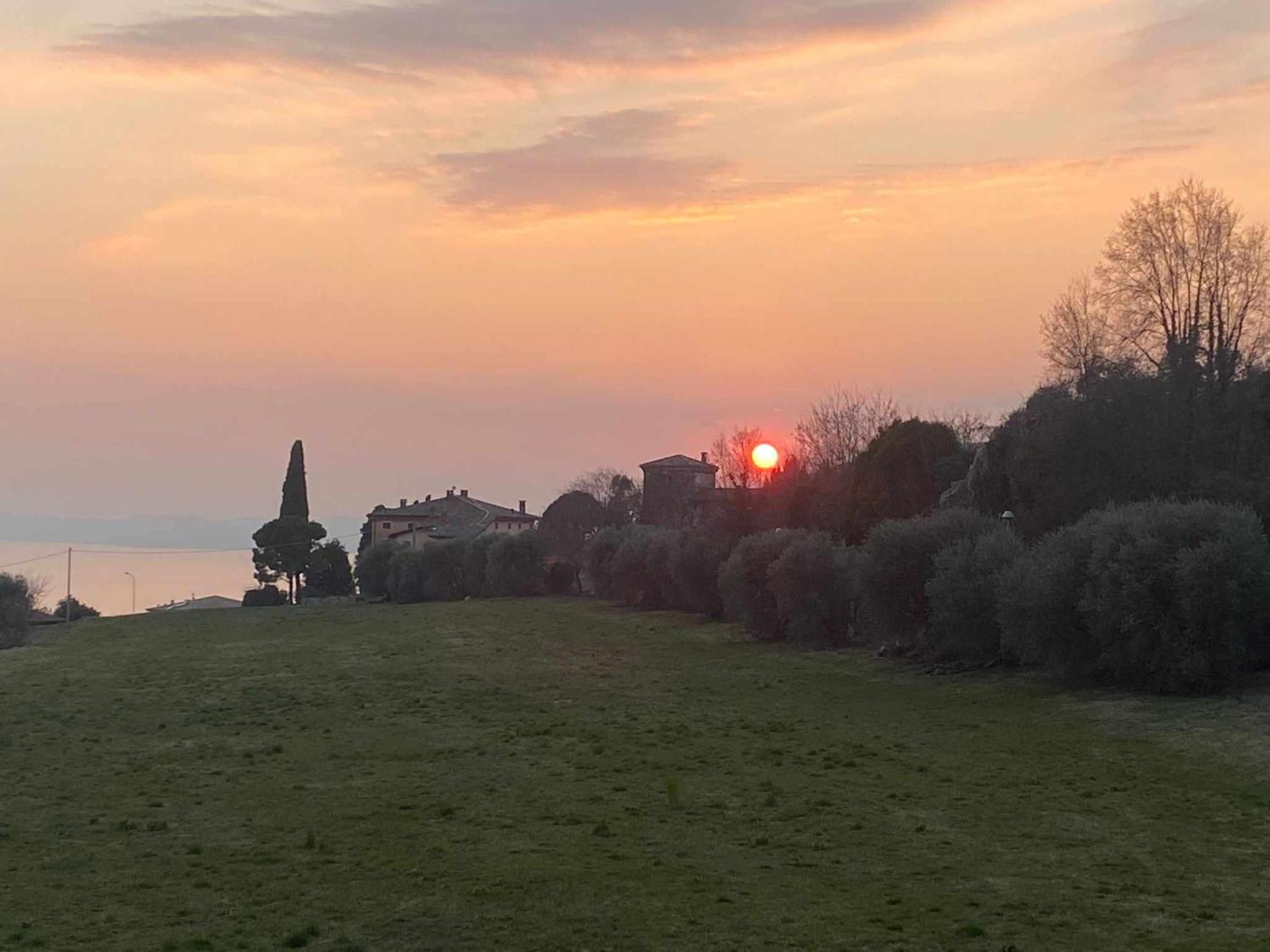 Dimora Belvedere Rustico Vista Lago Wifi Costermano Eksteriør billede